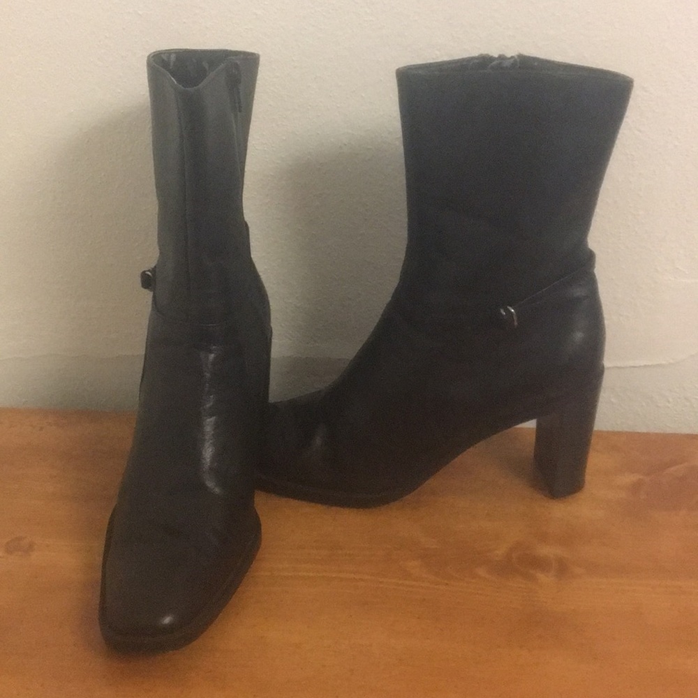Black real leather Thom Mcan healed booties sz 8.5